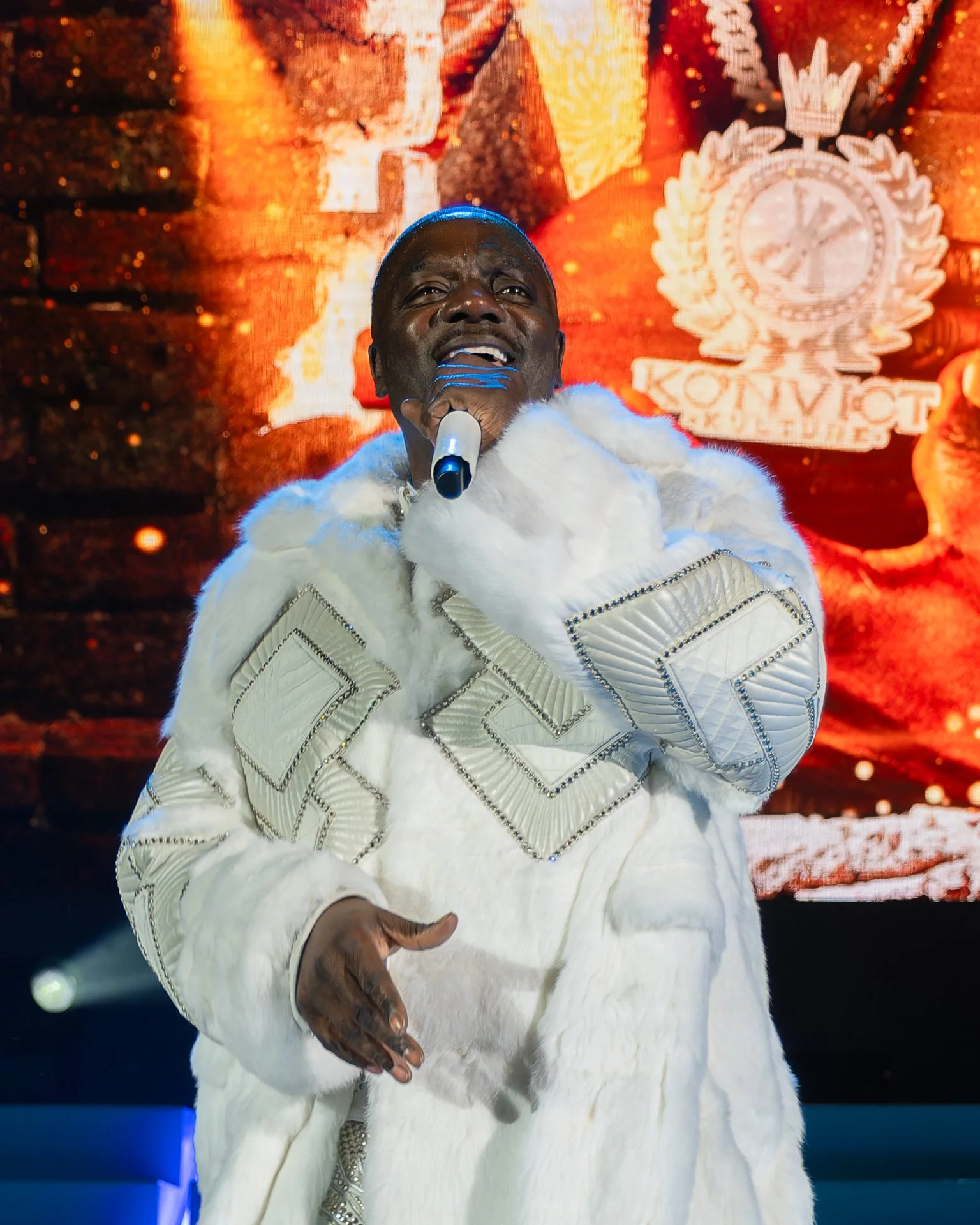 Akon @ Hammersmith Apollo (28.04.24) — WORDPLAY Akon @ Hammersmith Apollo (28.04.24) — WORDPLAY